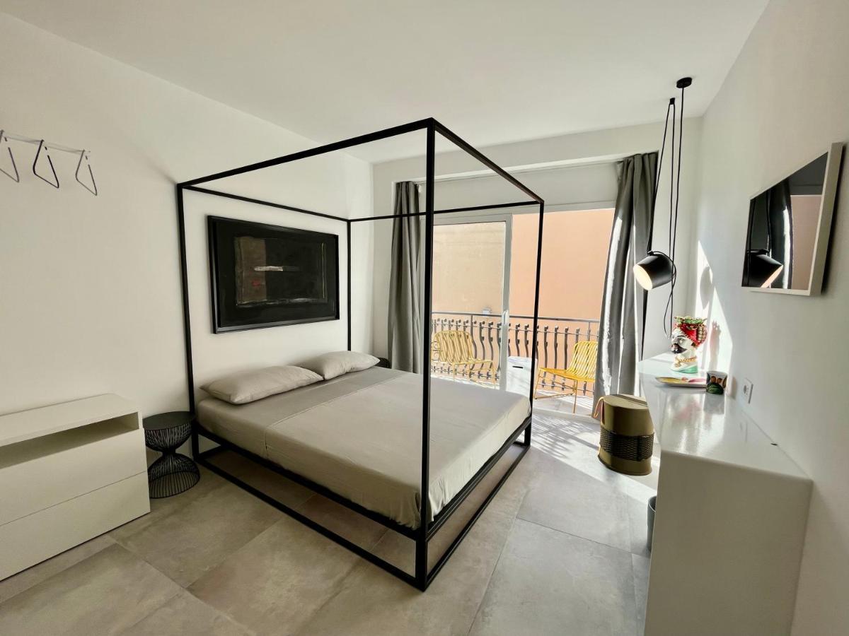 Don Diego Luxury Rooms ตาออร์มินา ภายนอก รูปภาพ